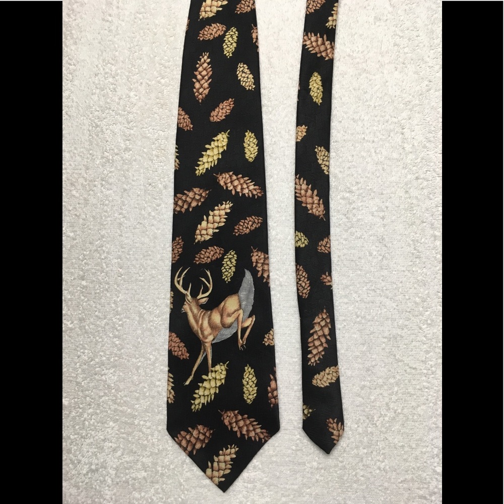 Reed St James Deer Pineconea Necktie Tie